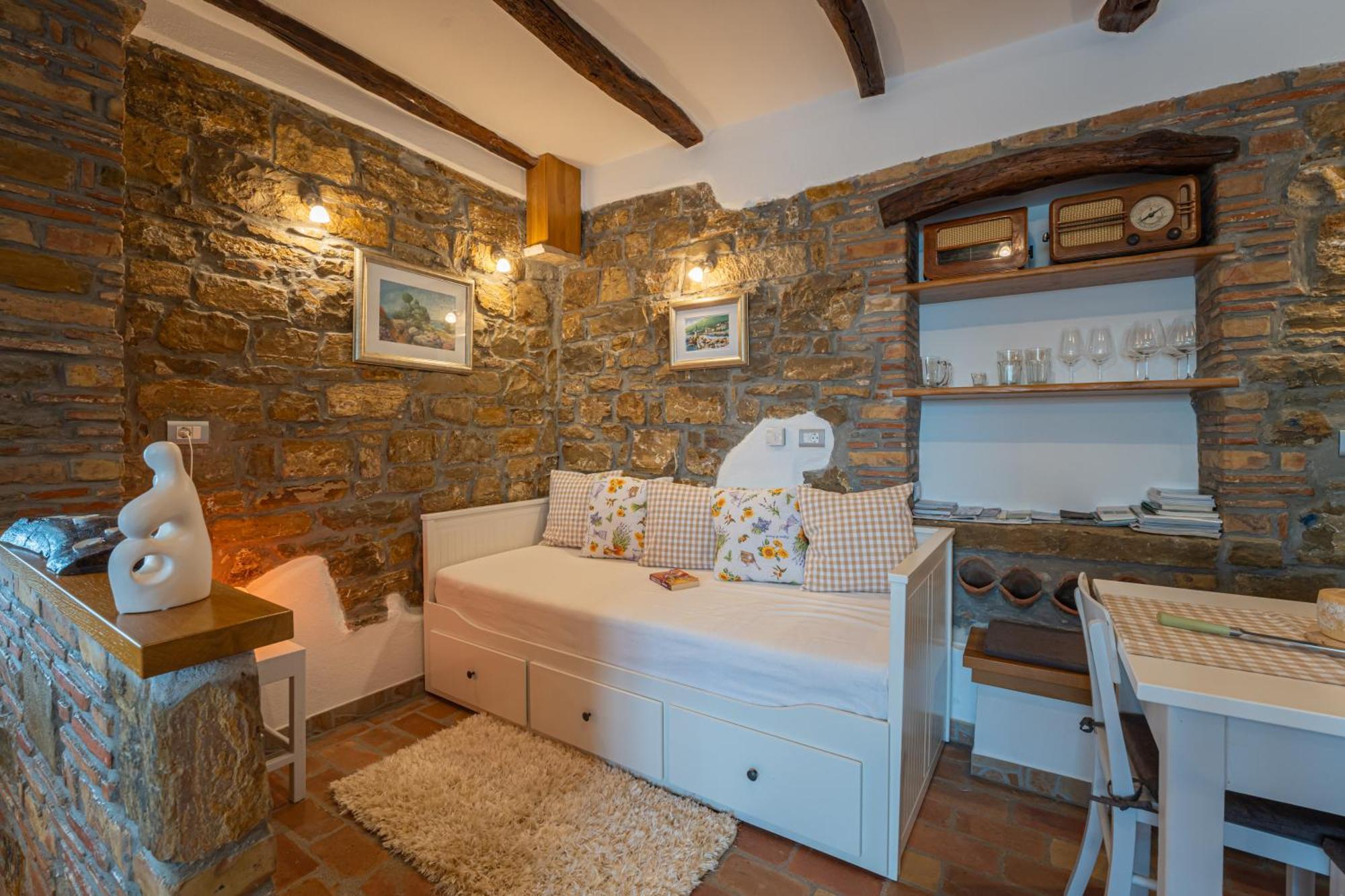 Holiday Home Belveder Motovun With Heated Pool Livade Esterno foto