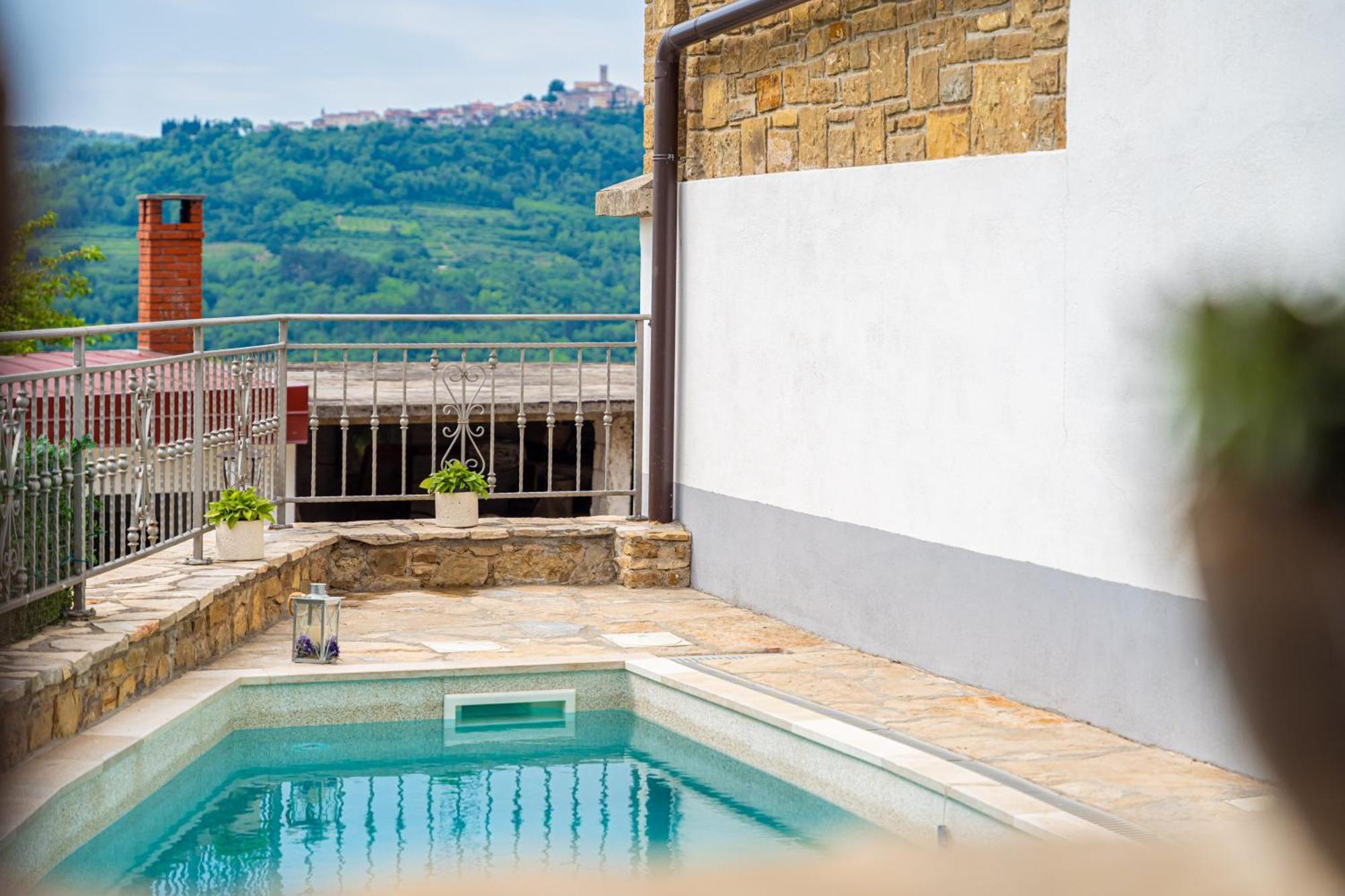 Holiday Home Belveder Motovun With Heated Pool Livade Esterno foto