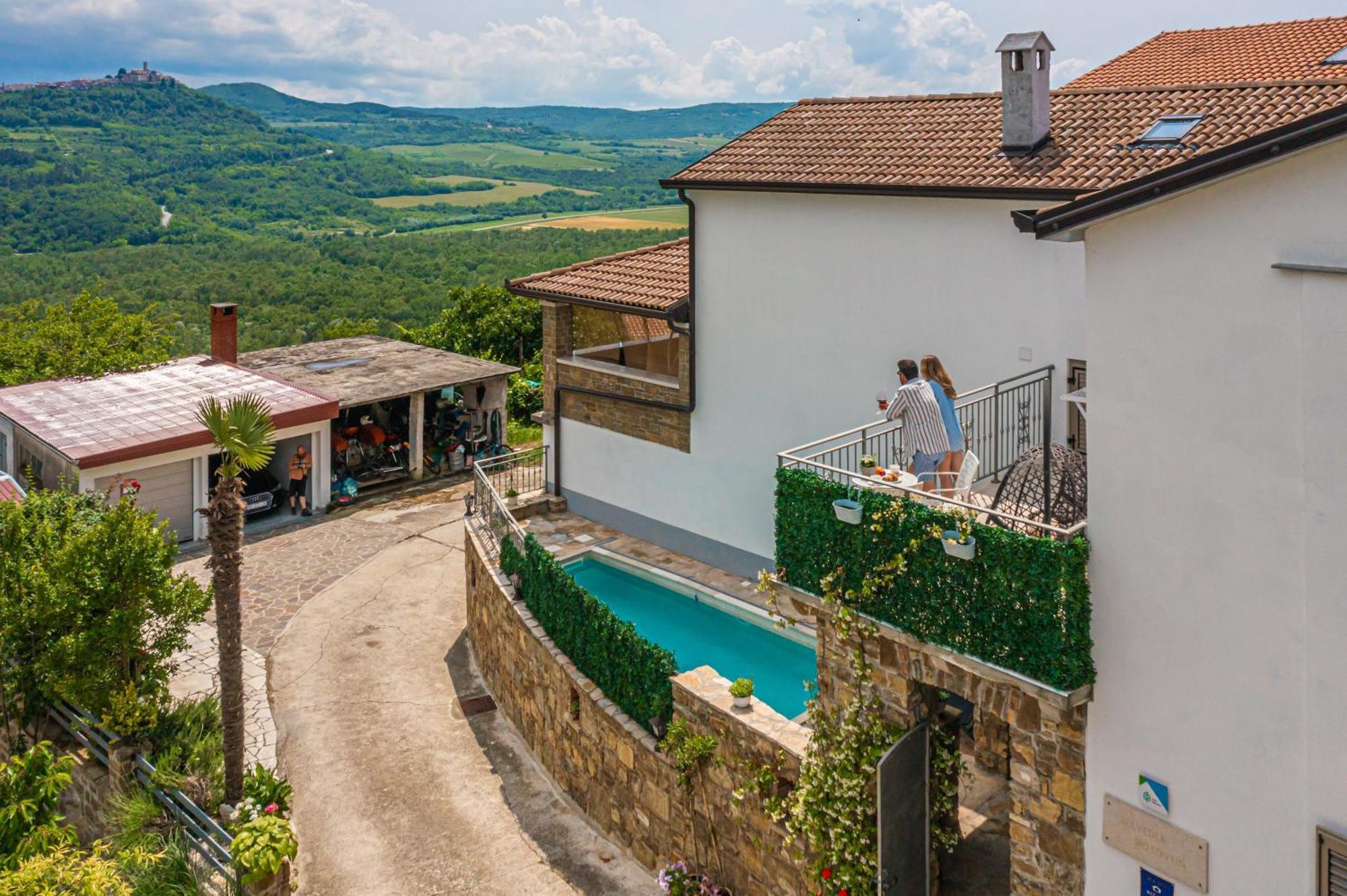 Holiday Home Belveder Motovun With Heated Pool Livade Esterno foto