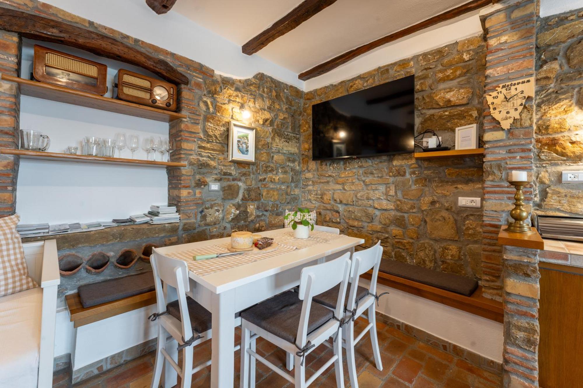 Holiday Home Belveder Motovun With Heated Pool Livade Esterno foto